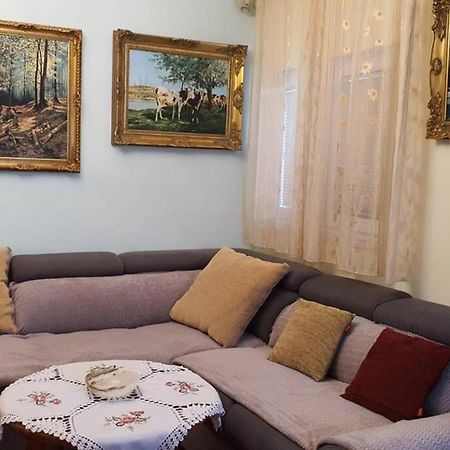 Apartment Diva Deluxe Podstrana Bagian luar foto