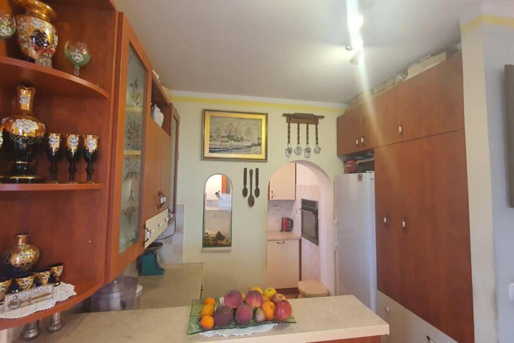 Apartment Diva Deluxe Podstrana Bagian luar foto